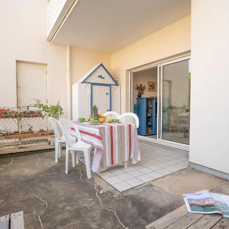 Apartment Le Prado By Interhome